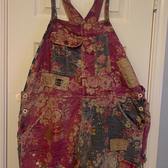 Magnolia Pearl Piecewise Love Overalls. One size, New, purchased and never worn. - Picture 3 of 10